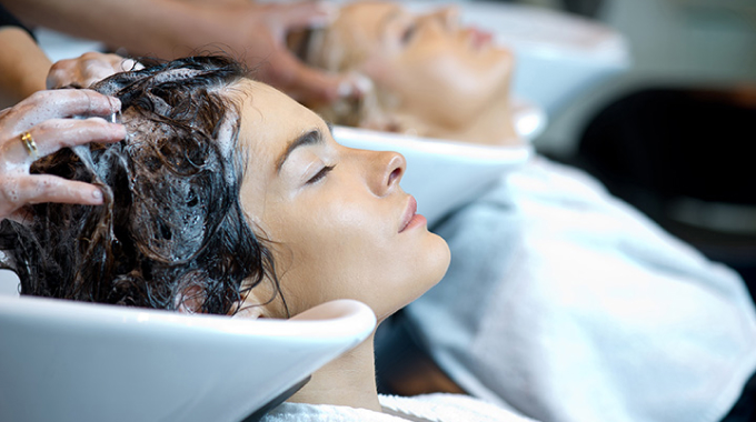23+ Business Ideas in Lucknow for 2022 Salon Services