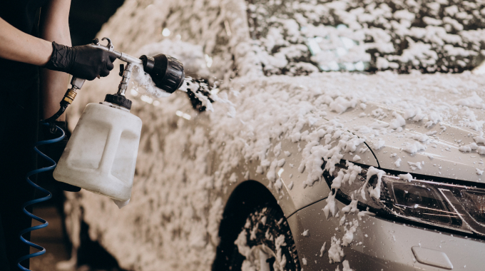 car-wash-detailing-station 