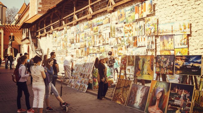 customers watching paintings